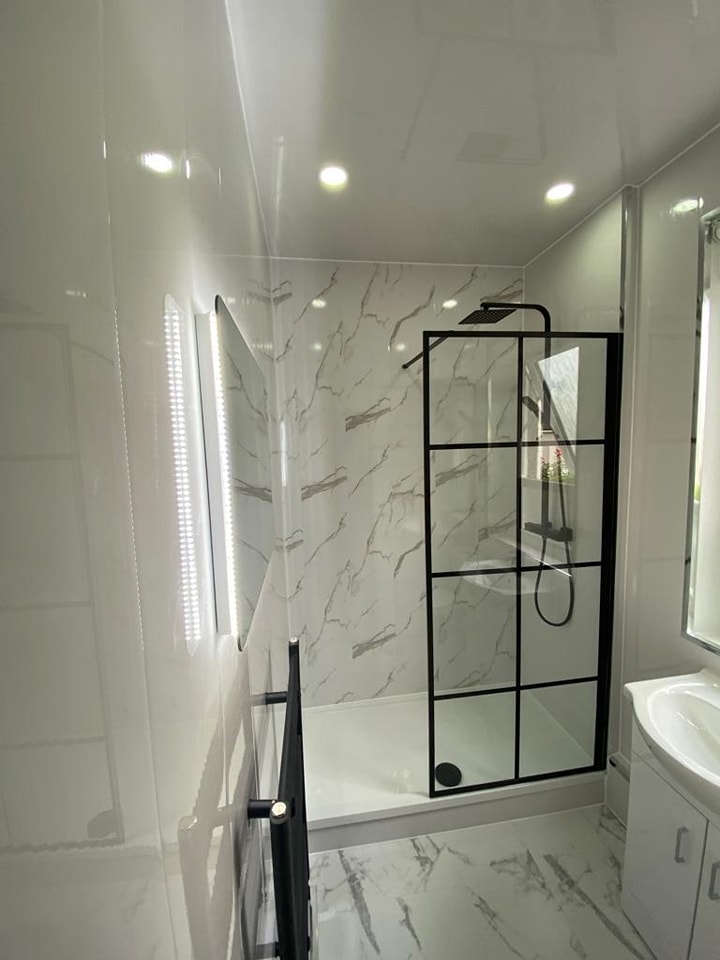 Wet wall bathroom